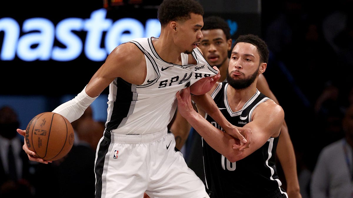 2023 NBA blocks per game leaders